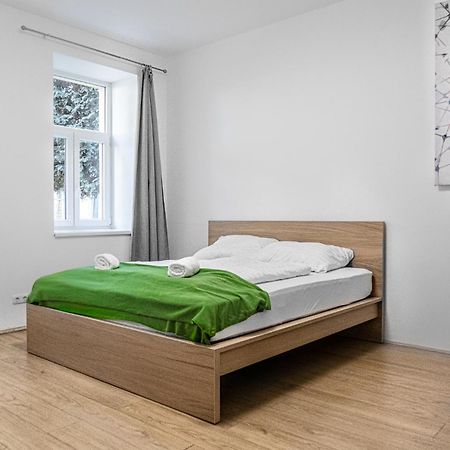 Lovely 2Br Shared Apartment, Enkplatz U3, 15Min To Center Wiedeń Zewnętrze zdjęcie