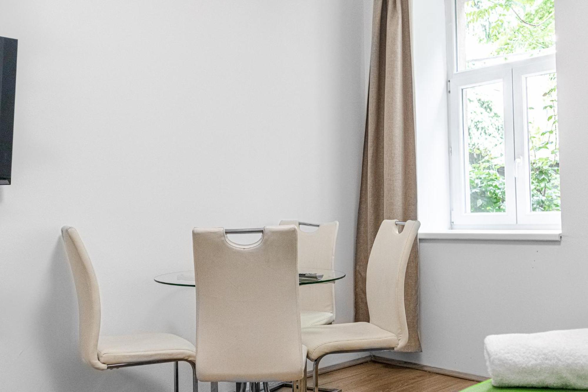 Lovely 2Br Shared Apartment, Enkplatz U3, 15Min To Center Wiedeń Zewnętrze zdjęcie