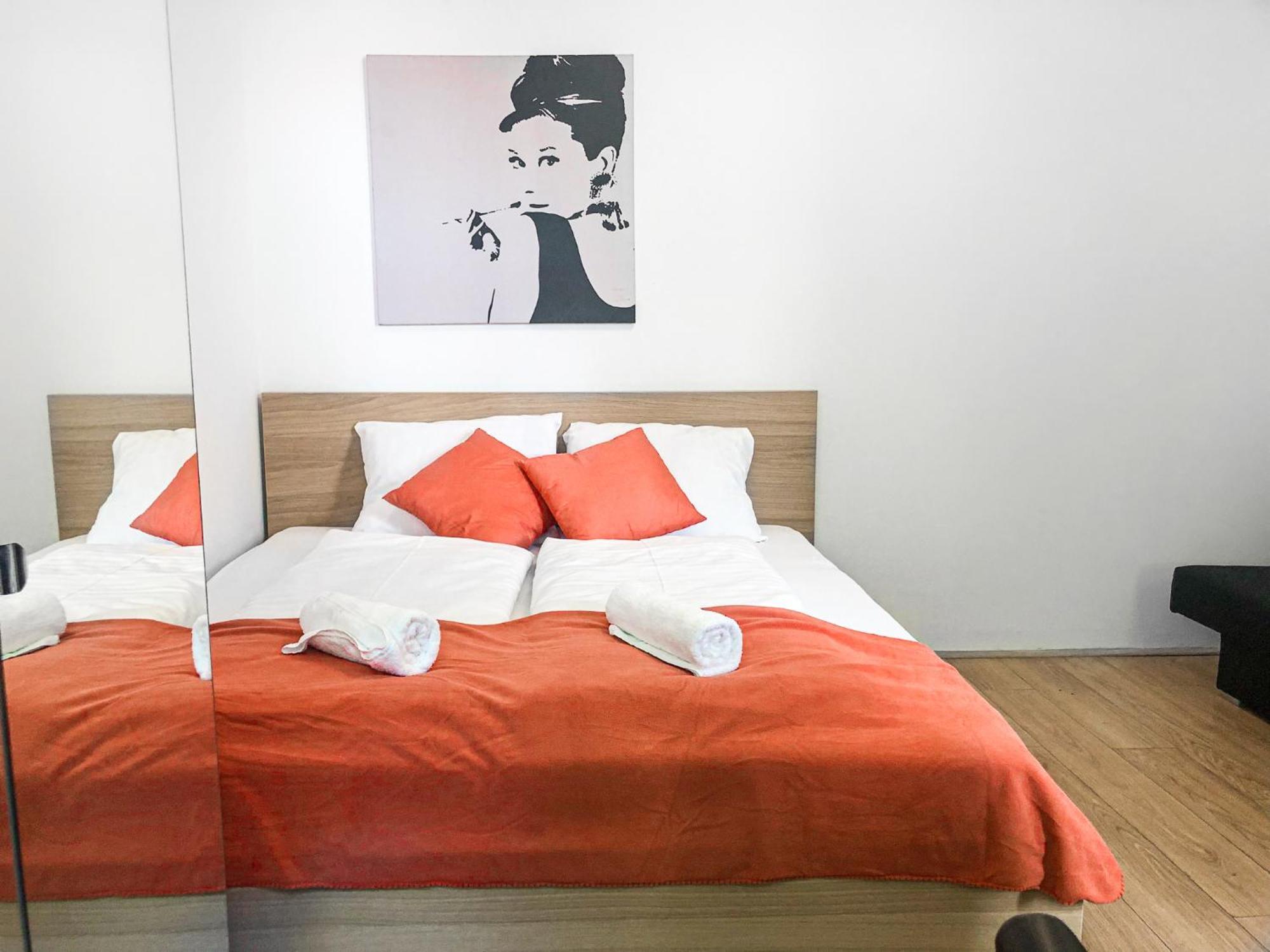 Lovely 2Br Shared Apartment, Enkplatz U3, 15Min To Center Wiedeń Zewnętrze zdjęcie