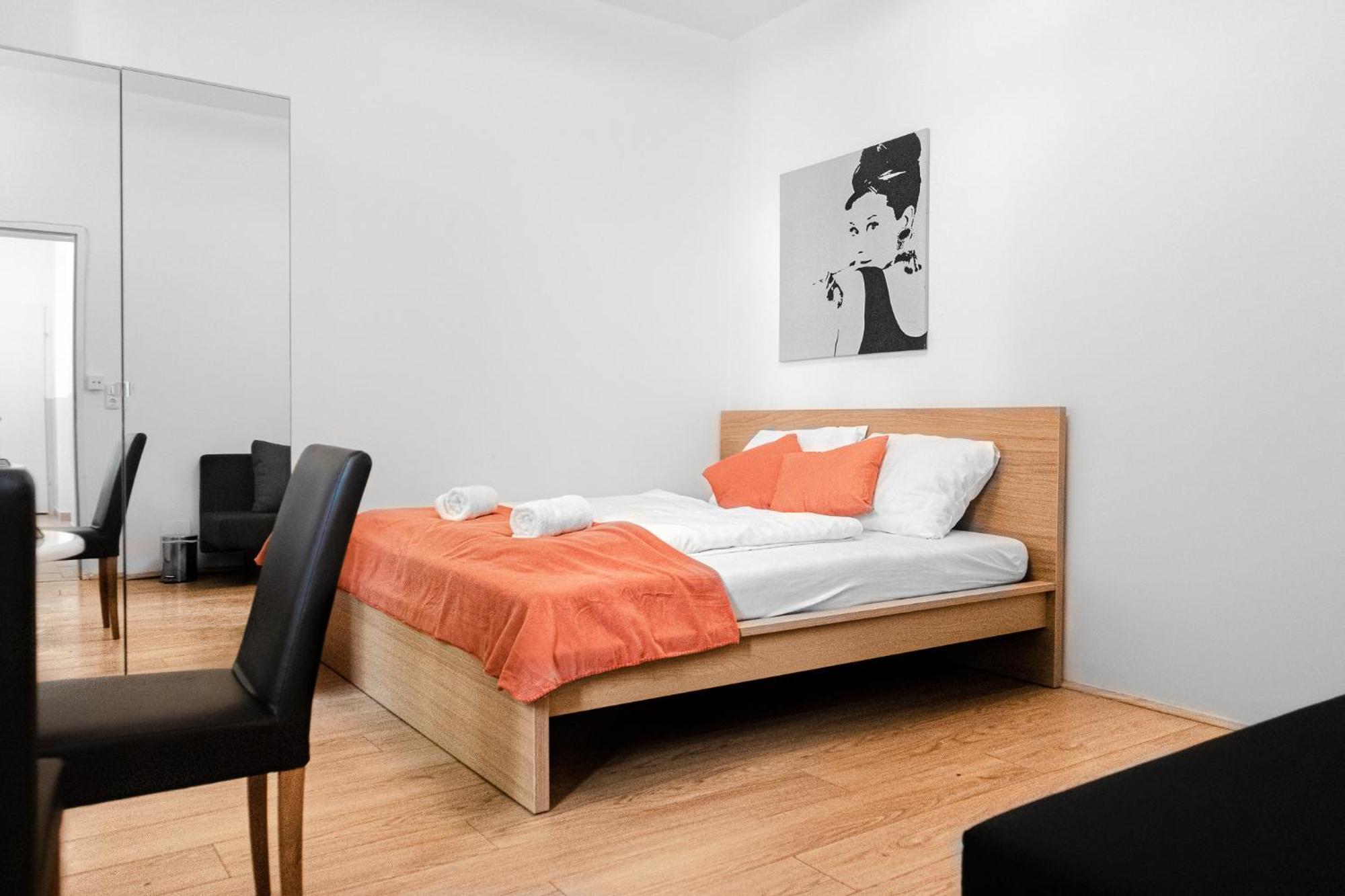 Lovely 2Br Shared Apartment, Enkplatz U3, 15Min To Center Wiedeń Zewnętrze zdjęcie