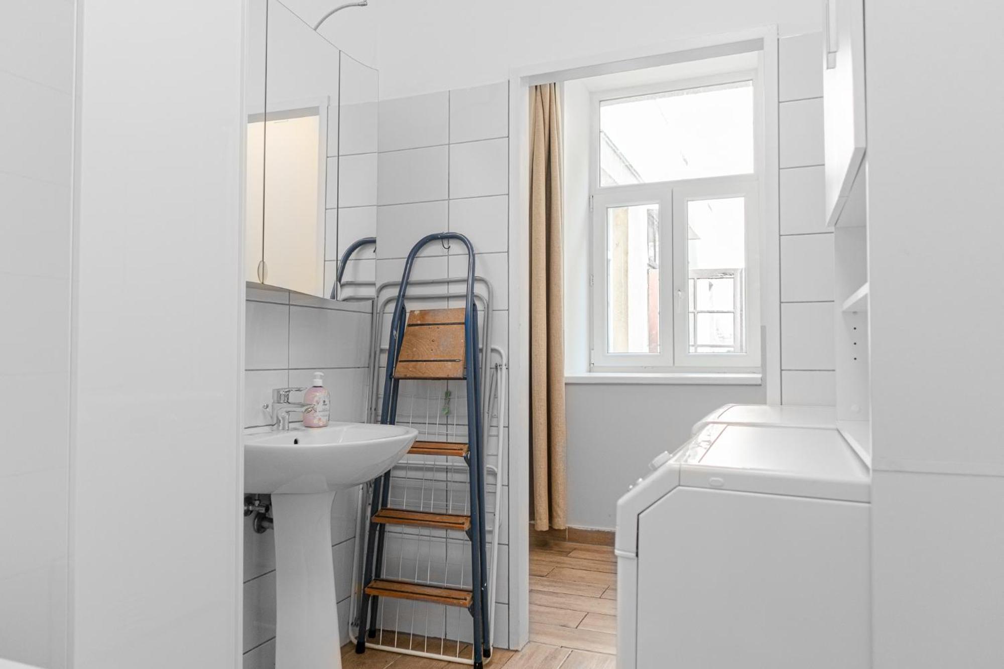 Lovely 2Br Shared Apartment, Enkplatz U3, 15Min To Center Wiedeń Zewnętrze zdjęcie